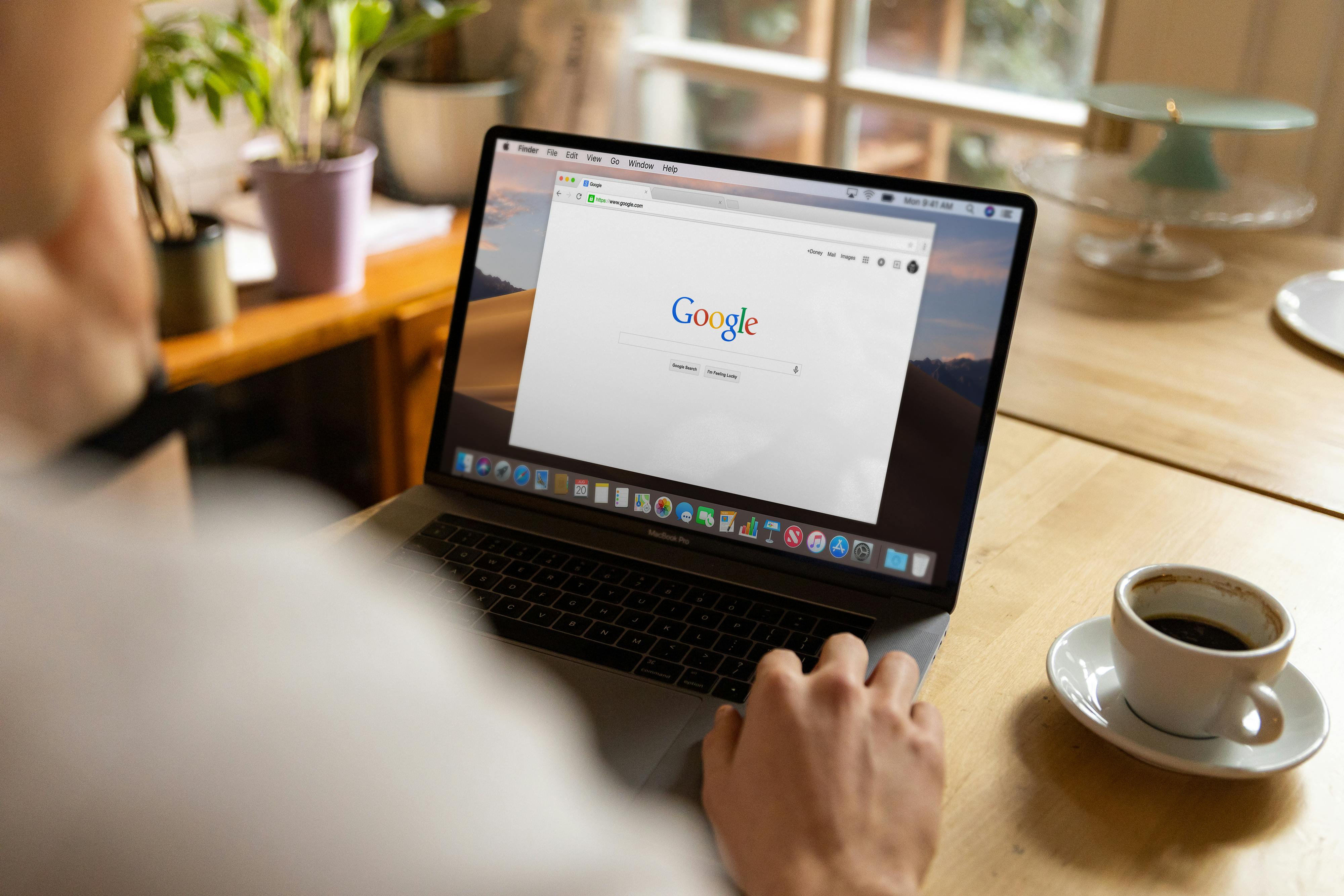 Como Aumentar a Visibilidade Digital da Sua Empresa Sem Depender de Anúncios